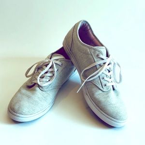 Van’s shoes. Size 10